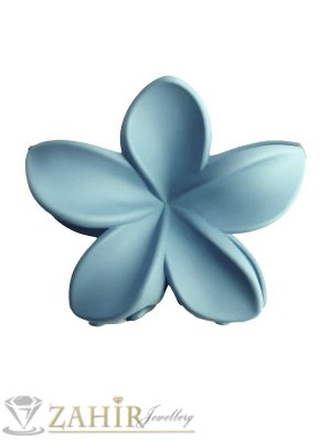 Хит модел щипка хавайско цвете в наситено син цвят, с размери 7 на 7 см, материал матов силикон - ST1241